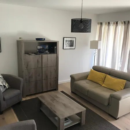 Le Cézanne, 200m Plage, Grand Balcon ,wifi, Apartamento *