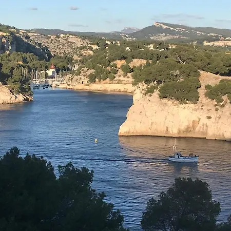 Le Cezanne, 200m Plage, Grand Balcon ,wifi, Appartement