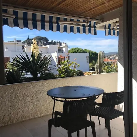 Appartement Le Cézanne, 200m Plage, Grand Balcon ,wifi,