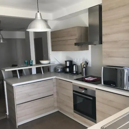 Le Cézanne, 200m Plage, Grand Balcon ,wifi, *