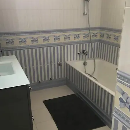 Le Cézanne, 200m Plage, Grand Balcon ,wifi, Cassis